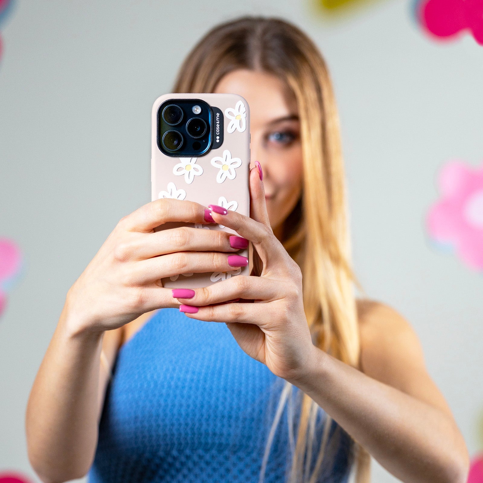 Cover Jelly per iPhone 15 Pro con motivi in rilievo