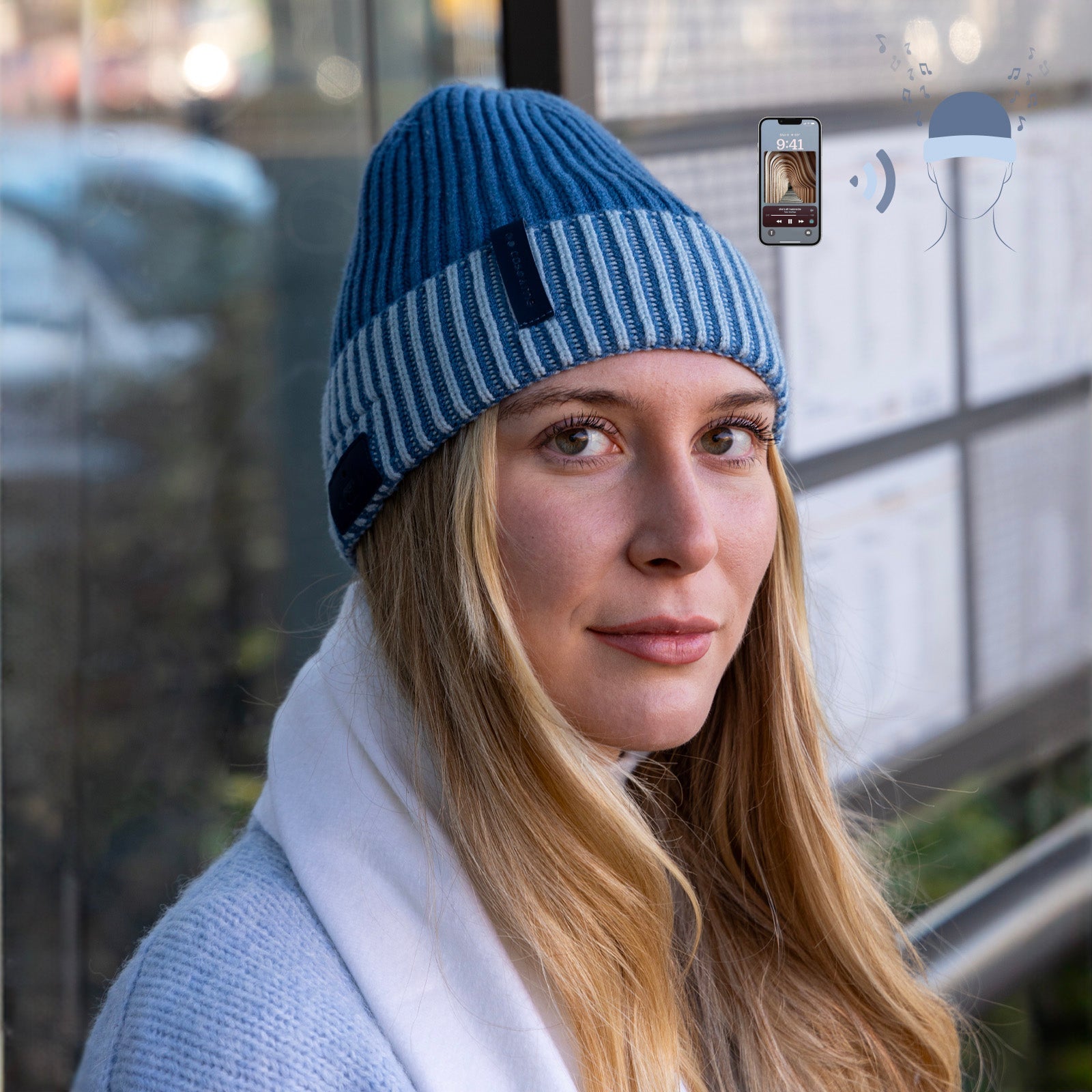 Winter hat with integrated wireless headphones