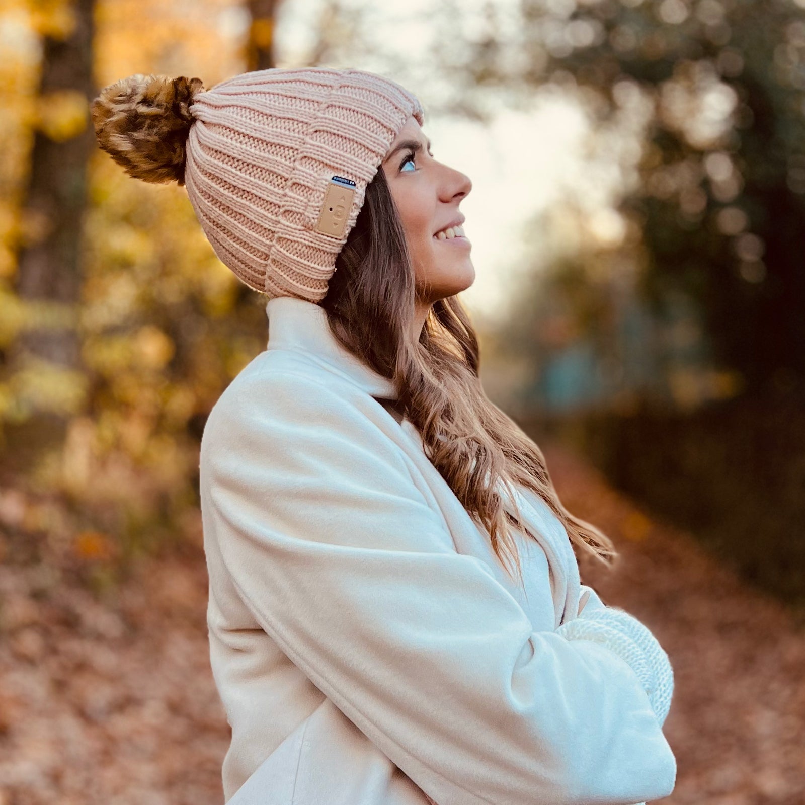 Gorro de invierno con auriculares inalámbricos integrados